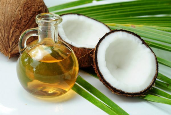 COCONUT AND ITS VAST USAGE (COCONUT WATER AND OIL)